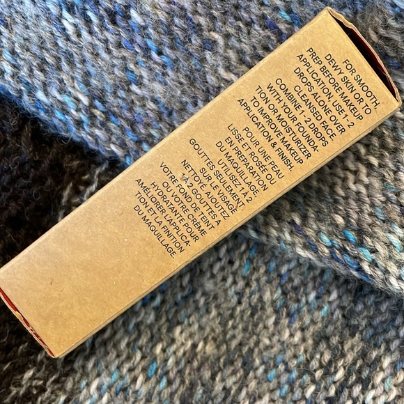 GX by Gwen Stefani "All Time Prime" Multi-use prep and smooth face Oil - Picture 3 of 6